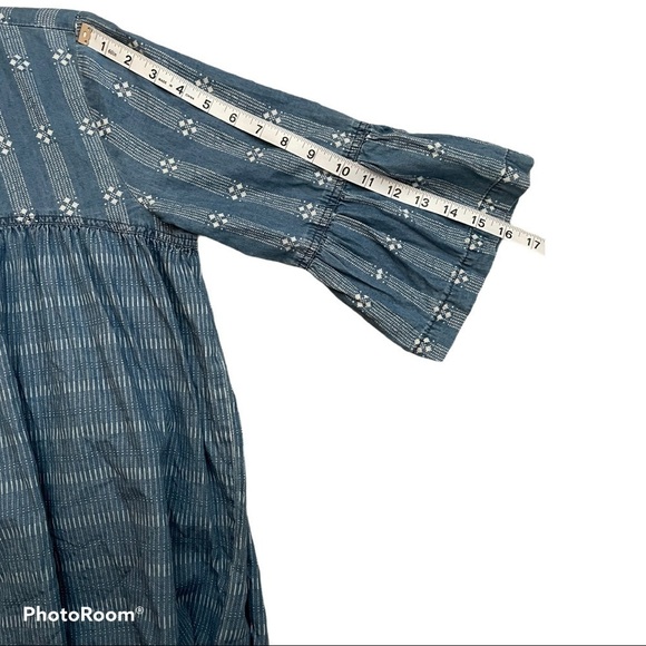 HARPER Chambray Bell Sleeve Babydoll Top | M - Picture 6 of 9